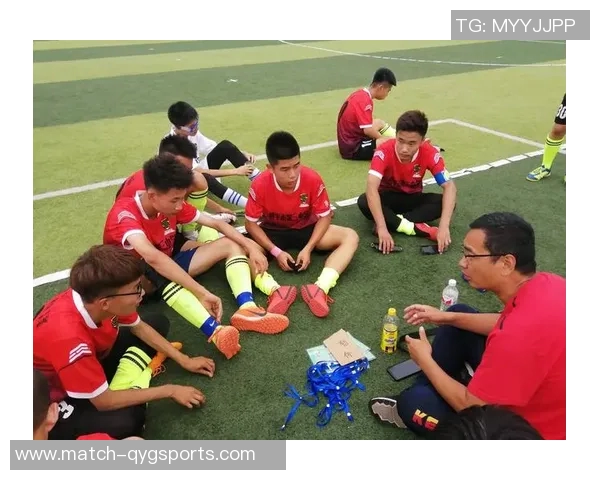 天津U20足球队奋勇争先努力拼搏展现青春风采与竞技精神